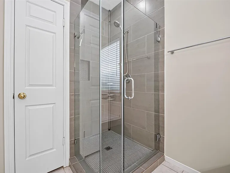 1430 Mabry Mill Rd — Photo 24
