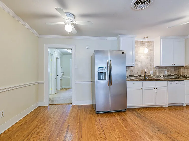 1119 Kenwood Dr — Photo 6