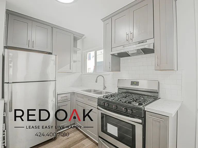 3903 W 27th St #4 — Photo 5