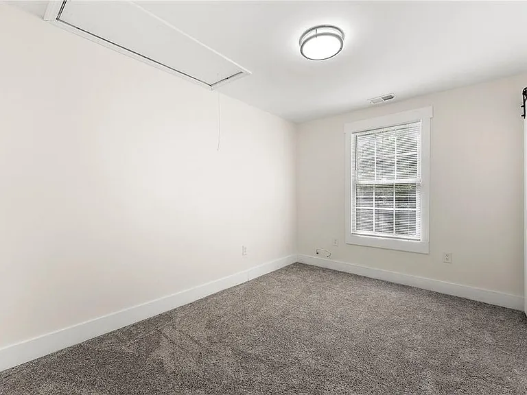 2222 Penelope St NW — Photo 15