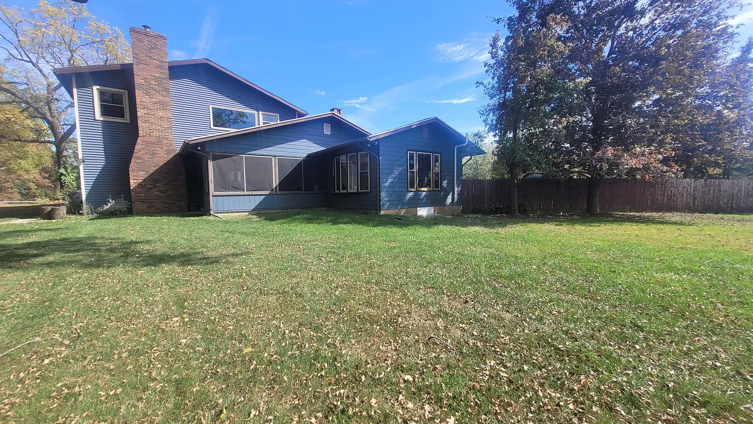 13505 Vischer Rd photo 1