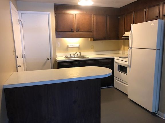 2nd image of 408C Horne St