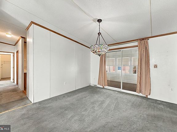 3rd image of 404 Virginia Pl