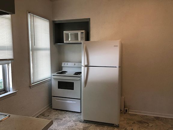 3rd image of 229 W 17th St APT 1