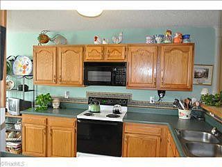 5th image of 27 Mansfield Cir