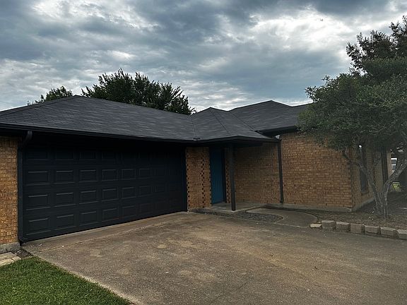 3rd image of 2005 Hackberry Cir