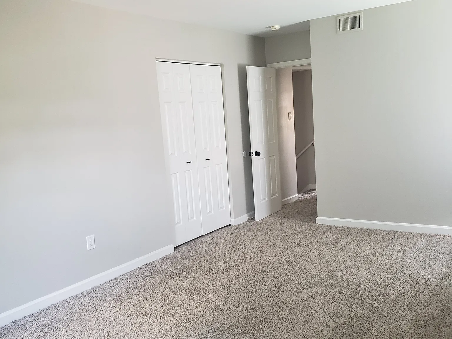2 bed, 1.5 bath, 1180 sqft, $1,500 — Photo 3