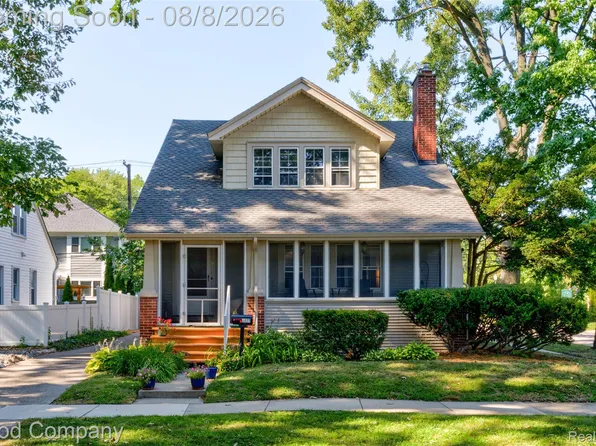1027 E 5th St, Royal Oak, MI 48067
