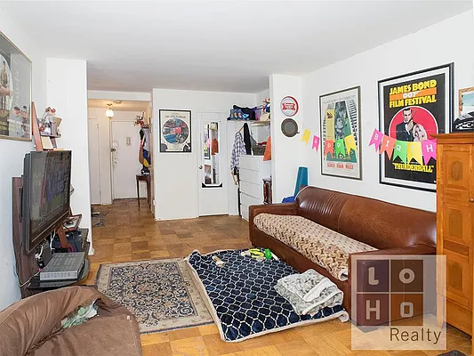 Rented by LoHo Realty | media 2