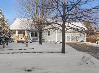 594 Eben Ct, Stillwater, MN 55082
