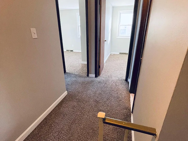 40 W Summerset Ln — Photo 17