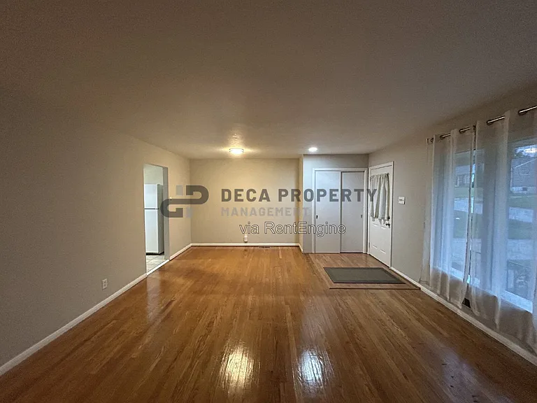 6405 Kingsway Dr — Photo 6