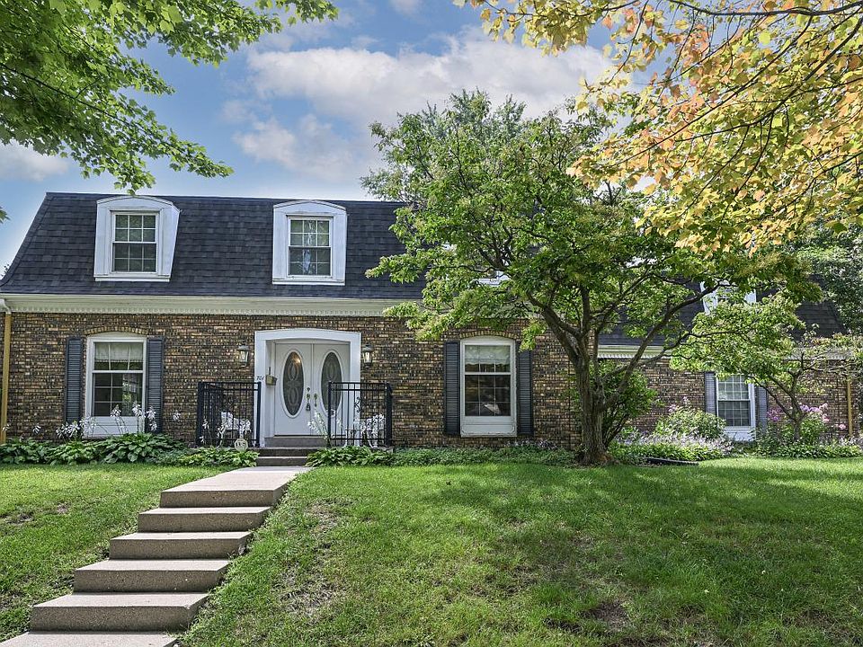 1st image of 701 Lynne DRIVE