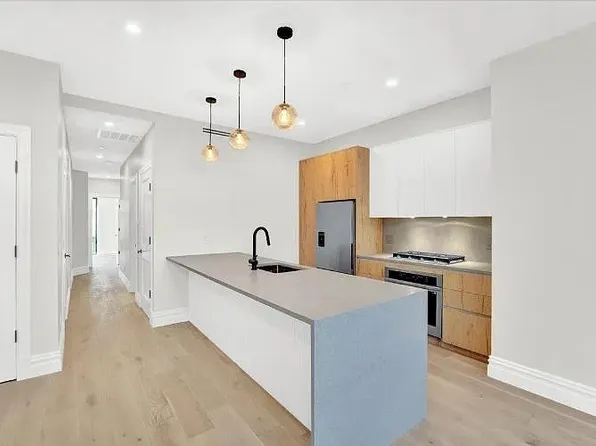 457 Palisade Ave #1, Jersey City, NJ 07307