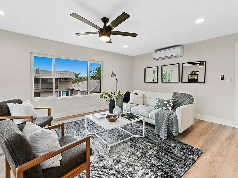 1162 Erica St — Photo 36