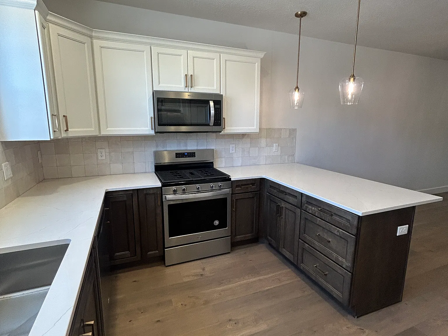 3 bed, 2.5 bath, 1695 sqft, $2,300 — Photo 4