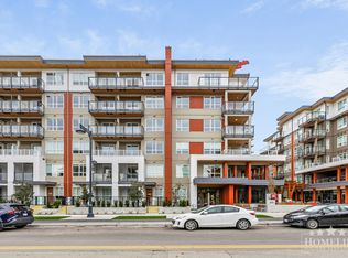 13258 105th Ave #208, Surrey, BC V3T 1Y9