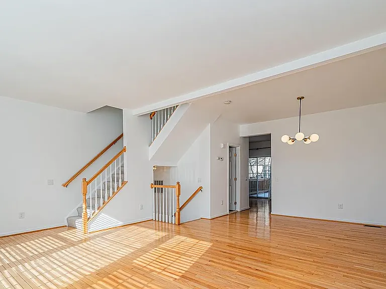 2507 James Maury Dr — Photo 10