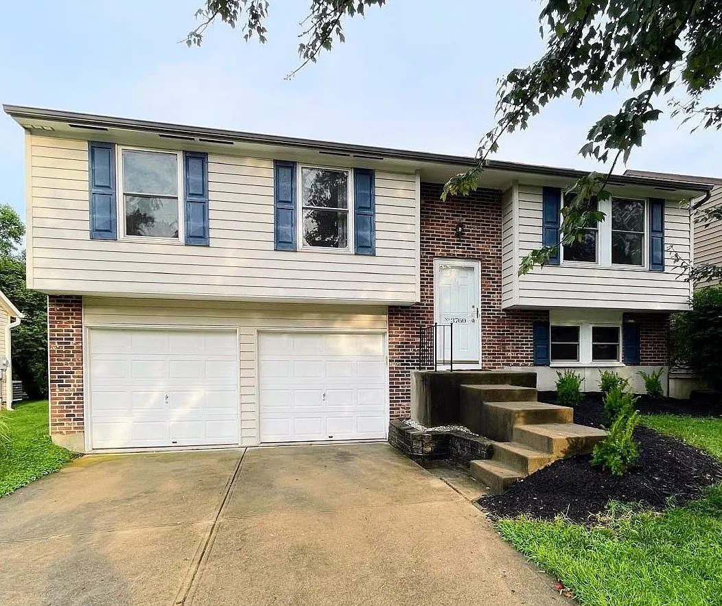 3 bed, 1568 sqft, $2,300 — Photo 1