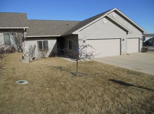 1333 Pintail Dr, Waterloo, IA 50702