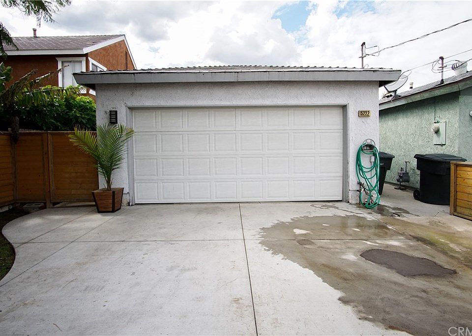 1st image of 15222 Carmelita Ave