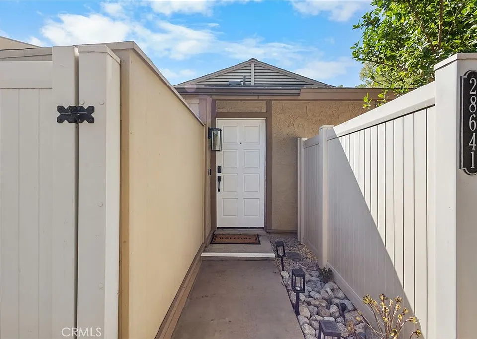 28641 Conejo View Dr