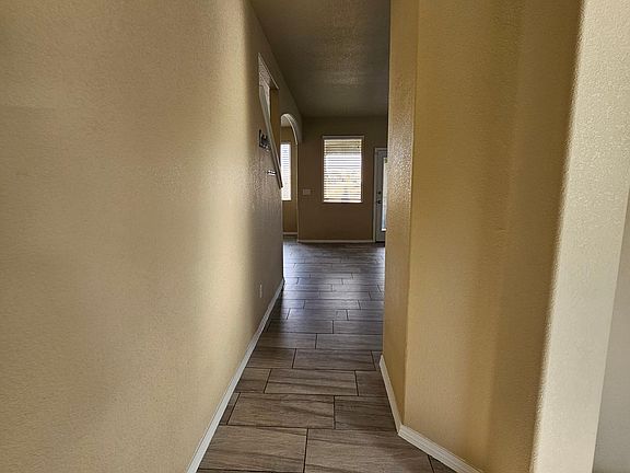 4th image of 3812 Loma Caldera Dr