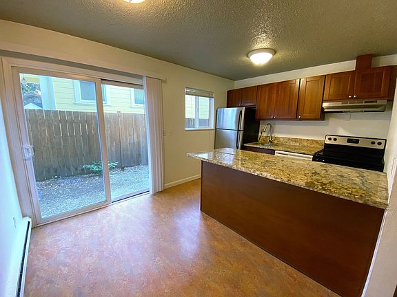 4th image of 2230 NE 15th Ave Unit 1-4