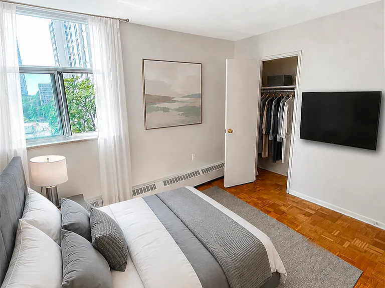 360 Ridelle Ave #507 — Photo 14