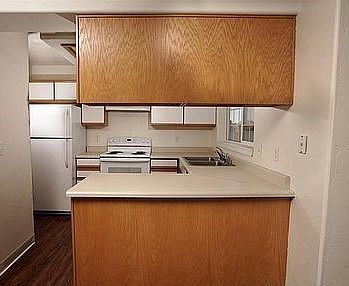 4th image of 3026 W Villard St Unit 1-2E