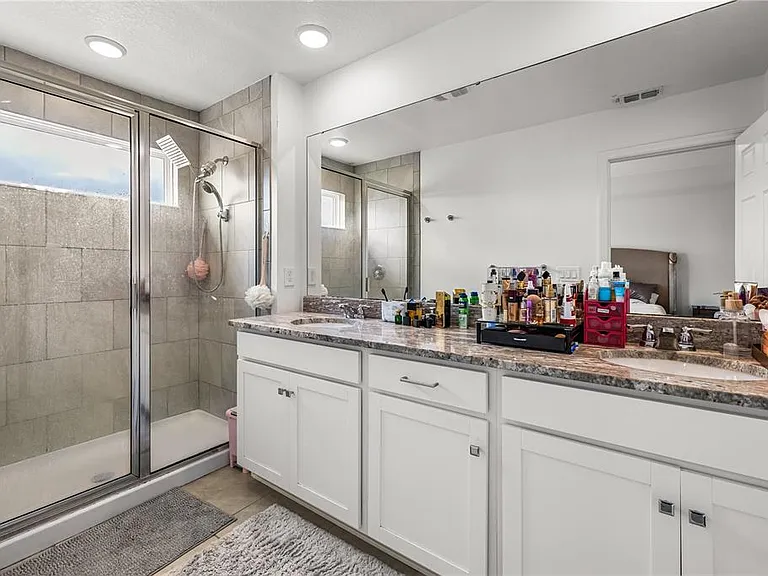 16461 Prairie School Dr — Photo 18