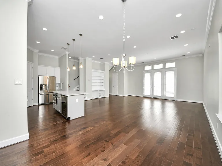 1716 Stuart St — Photo 22