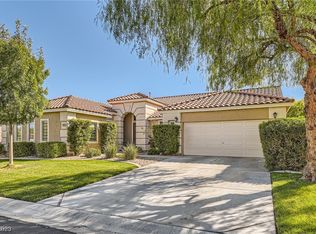 9939 Masterpiece Dr, Spring Valley, NV 89148
