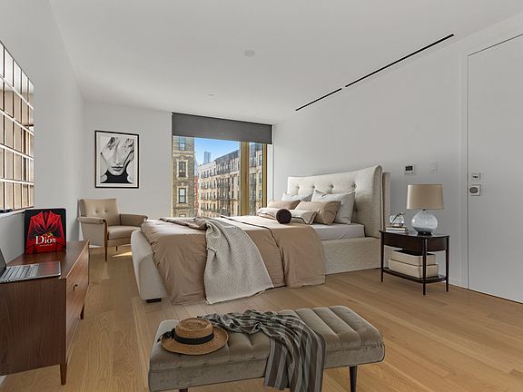 4th image of 75 Kenmare St #4D