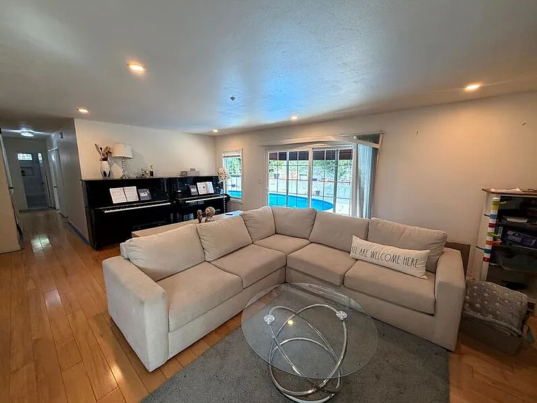 3787 Millikin Ave — Photo 1