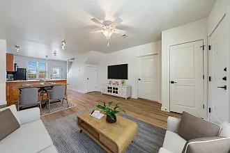 Country Lane Townhomes — Photo 69