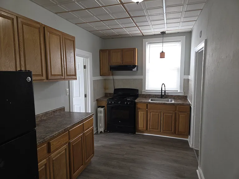 33 Mill St #1 — Photo 24
