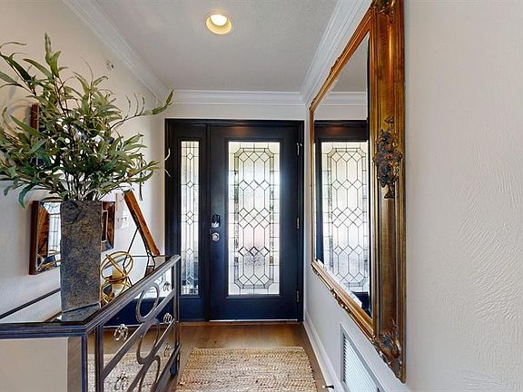 3rd image of 40 MAGNOLIA DRIVE S. #0