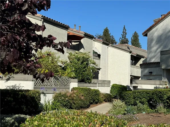 78 Brownfield Ln, Pomona, CA 91766