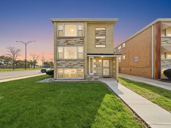 7901 S Whipple St, Chicago, IL 60652