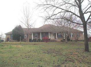 1978 Rock Springs Rd, Columbia, TN 38401