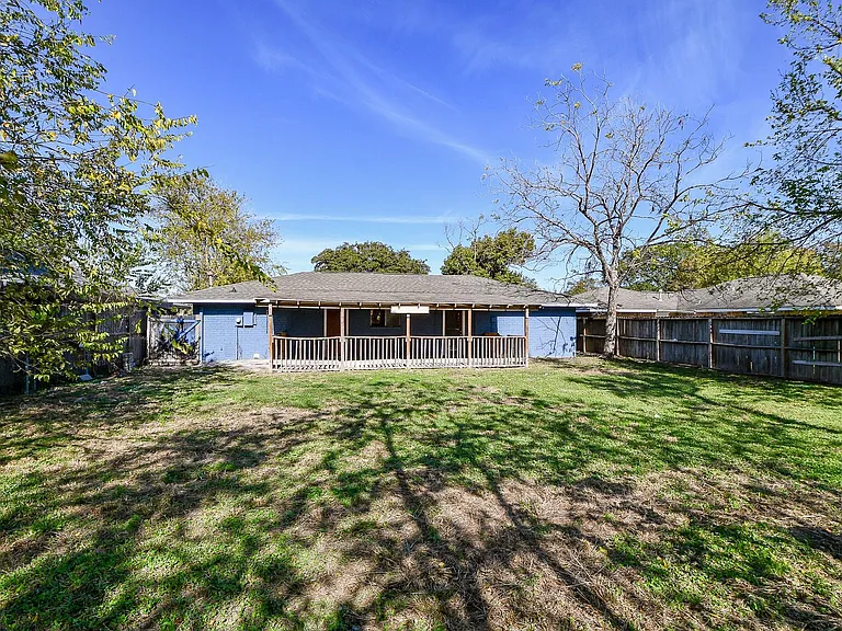 7619 W Gulf Bank Rd — Photo 30