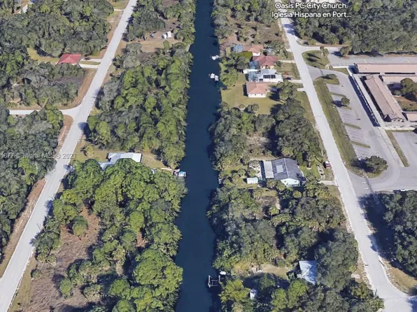 2065 Cedarwood St, Port Charlotte, FL 33948