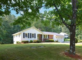 214 High St, Uxbridge, MA 01569