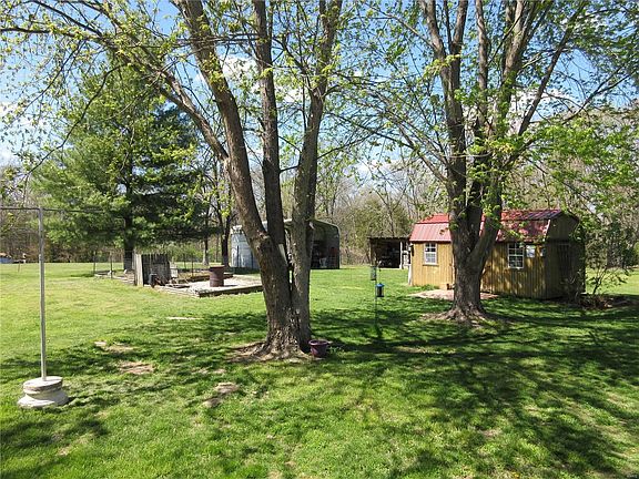 4th image of 7951 Ehmke Rd