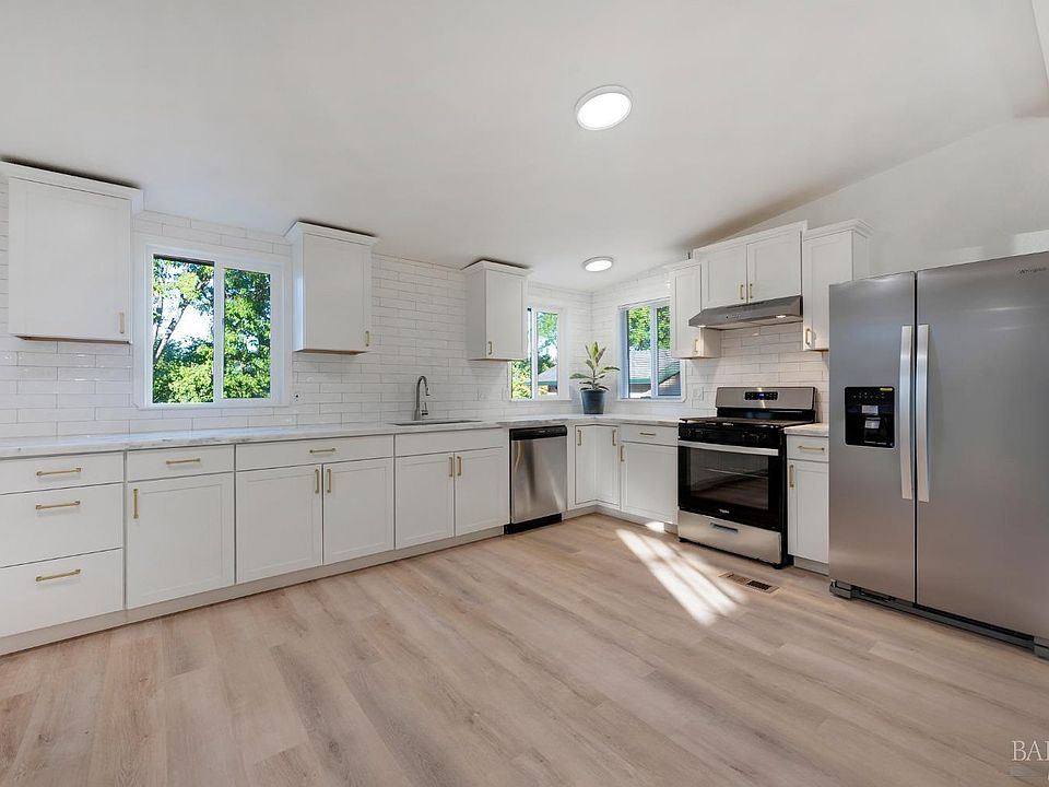 1st image of 18259 Cottonwood Avenue