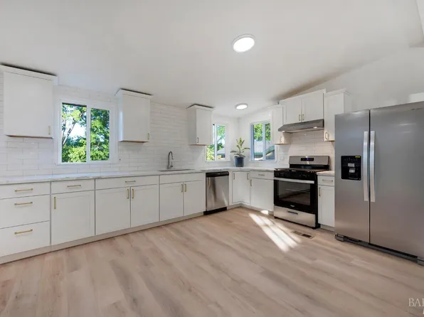 18259 Cottonwood Avenue, Sonoma, CA 95476