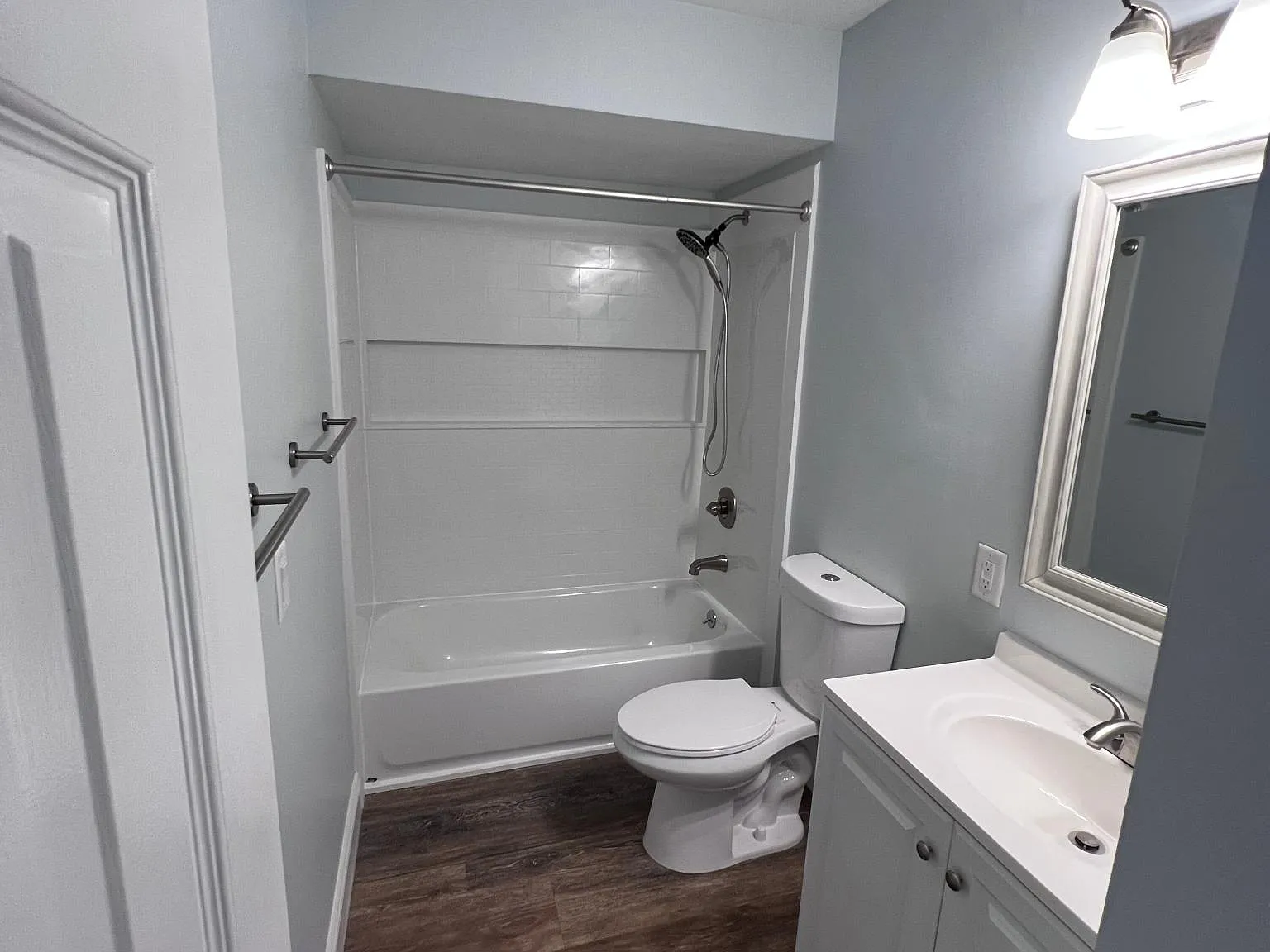 81 Holbrook Ct — Photo 4