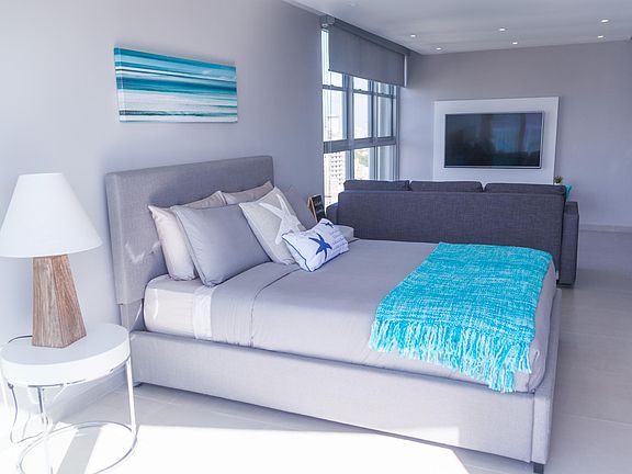 4th image of 1302 Avenue Ashford #19