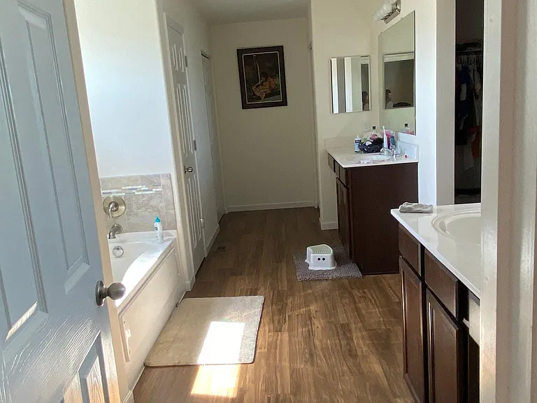 212 Weeping Willow Run Dr — Photo 8